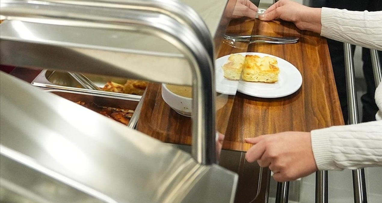 berberden restorana herkesin kasasindan fazla para cikacak aUcmDTOG