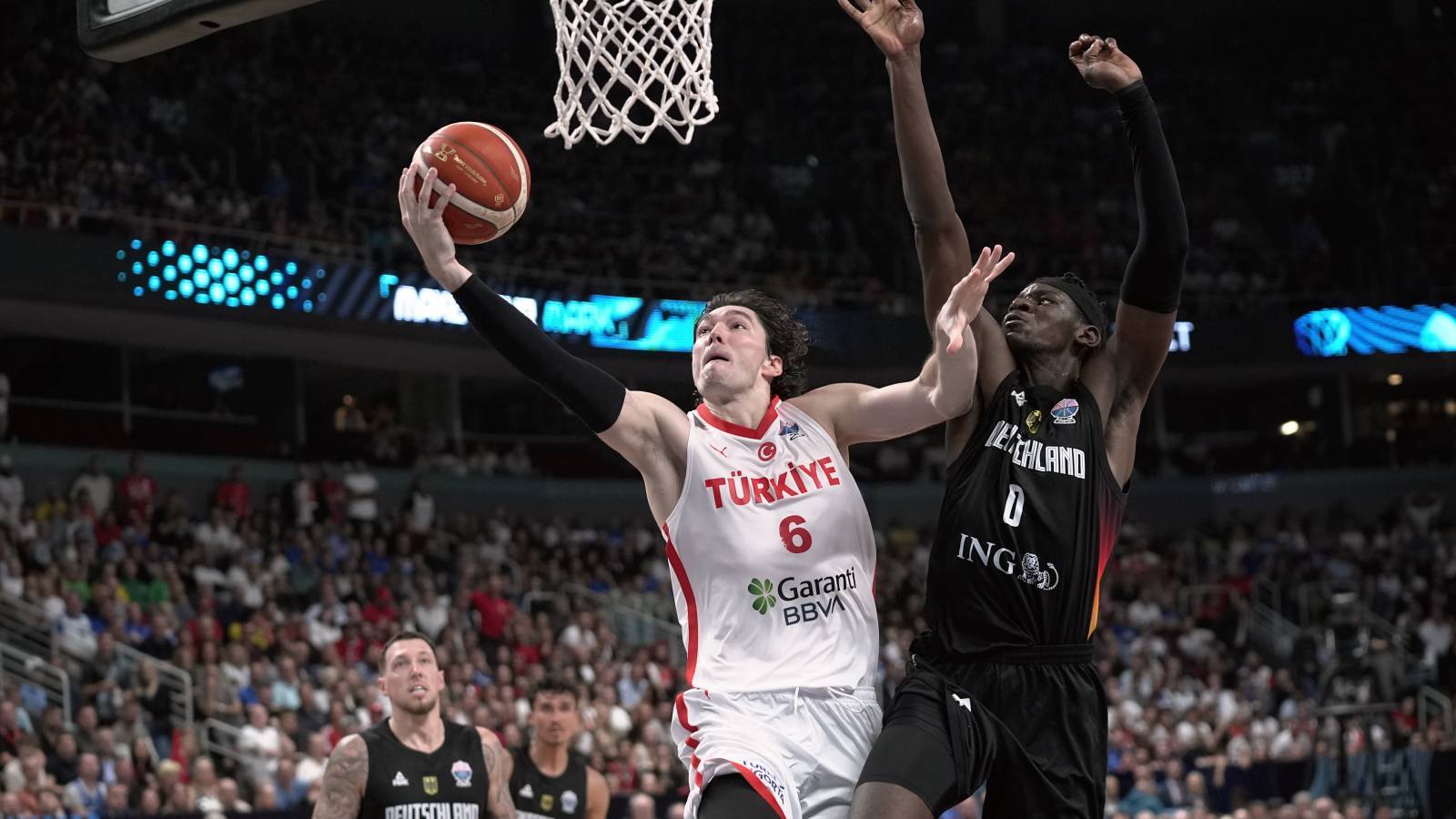 imamoglundan 12 dev adama tesekkur yureginiz rahat olsun siz bizim sampiyonumuzsunuz H9pHFCCi