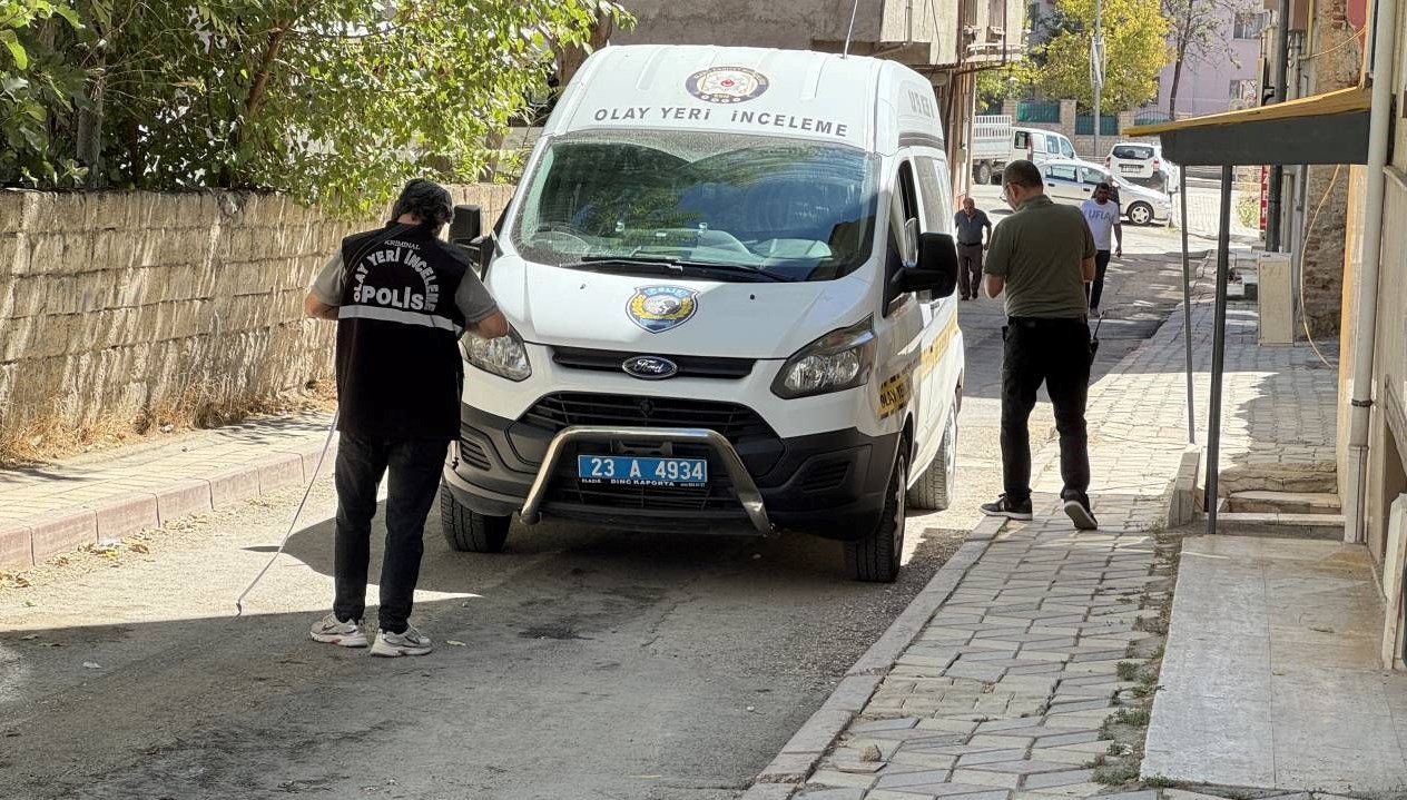 otoparka pompali tufekle ates edildi bir kisi yaralandi RxAgMY5v