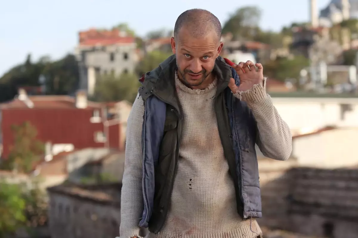 yakin arkadasliktan ask cikti riza kocaoglu yeni aska yelken acti HEX5ZV9K