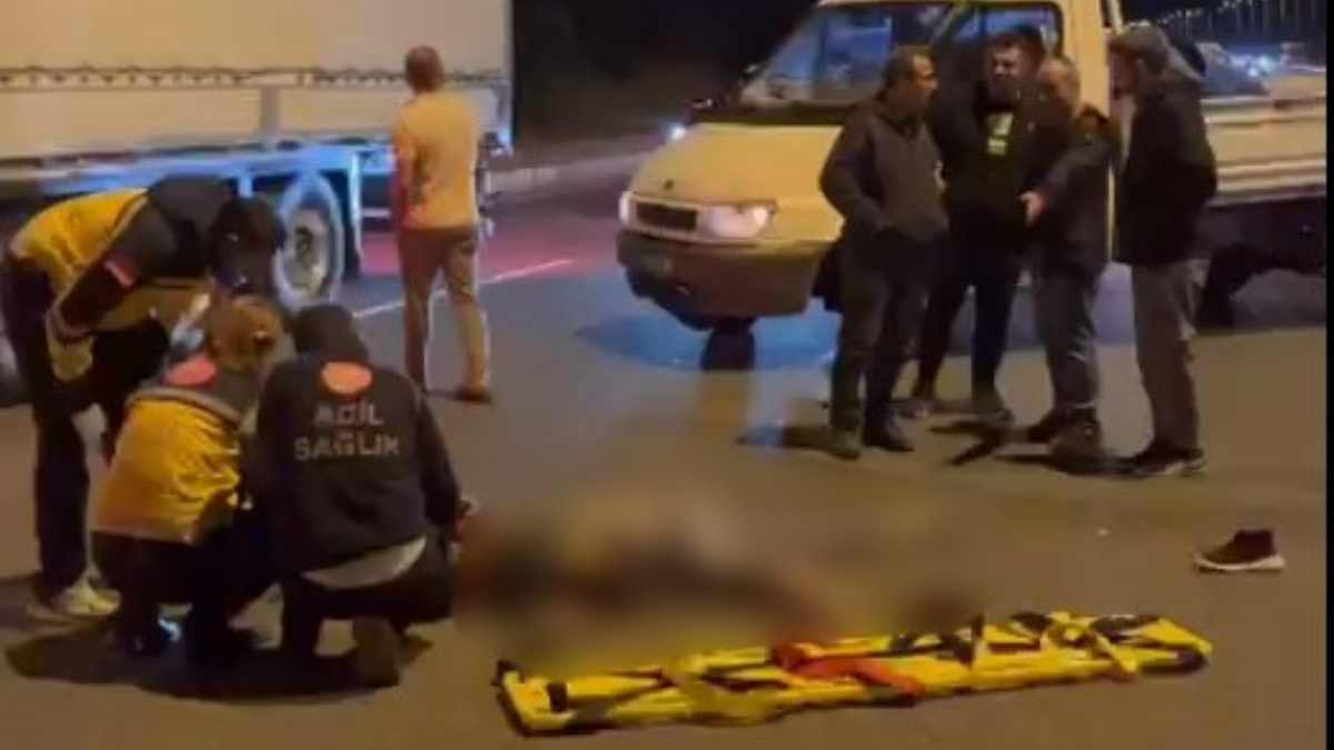 balikesirde yolun karsisina gecerken otomobil carpti 21 yasinda feci sekilde can verdi 5NzUMkeA.jpg