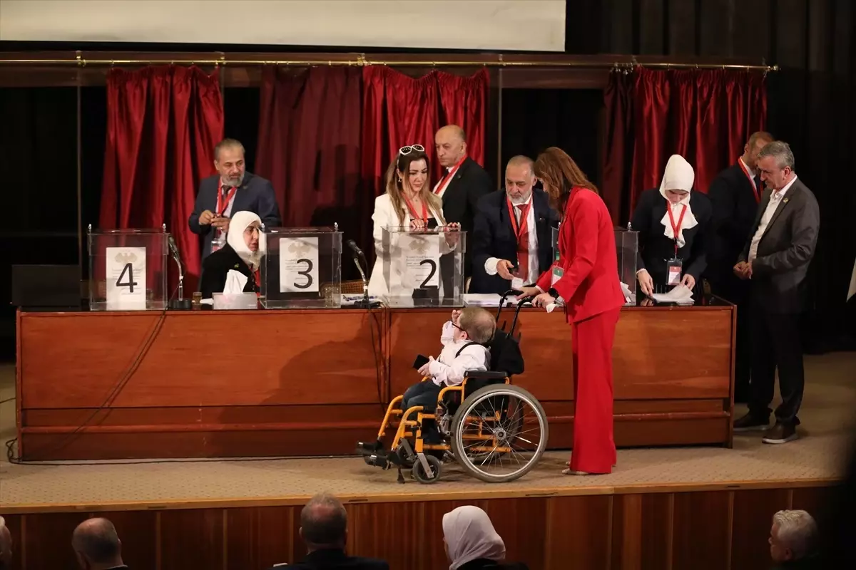 suriyede ilk halk meclisi secimleri basladi qll7Ippc