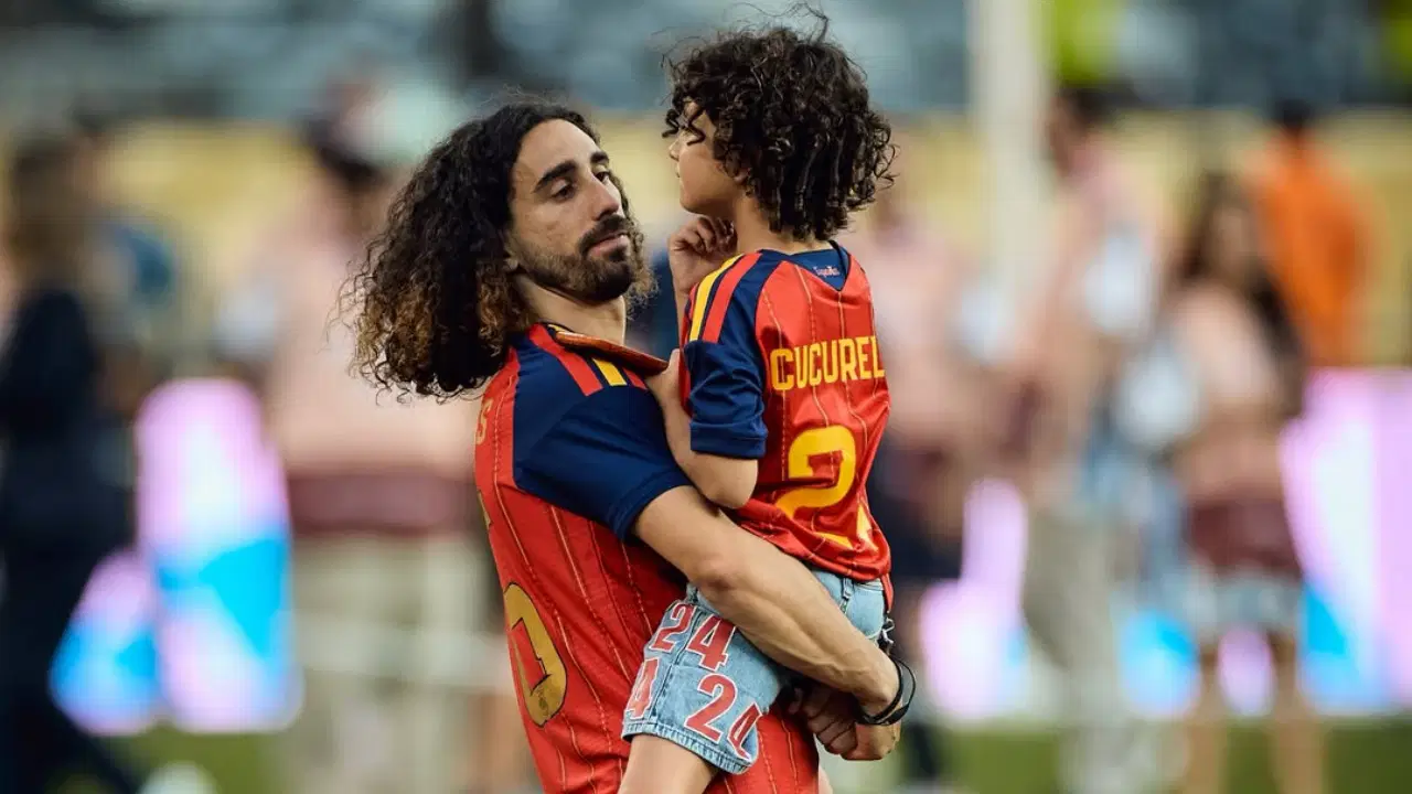 Marc Cucurella’nın uzun saçlarının ardındaki gerçek ortaya çıktı: Gözyaşları ile anlattılar! Haber gorseli